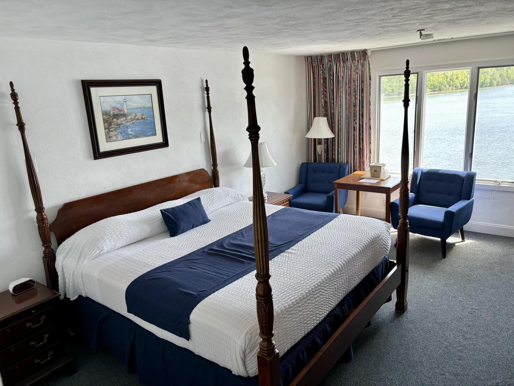 Fort Knox Inn Bucksport Exteriör bild
