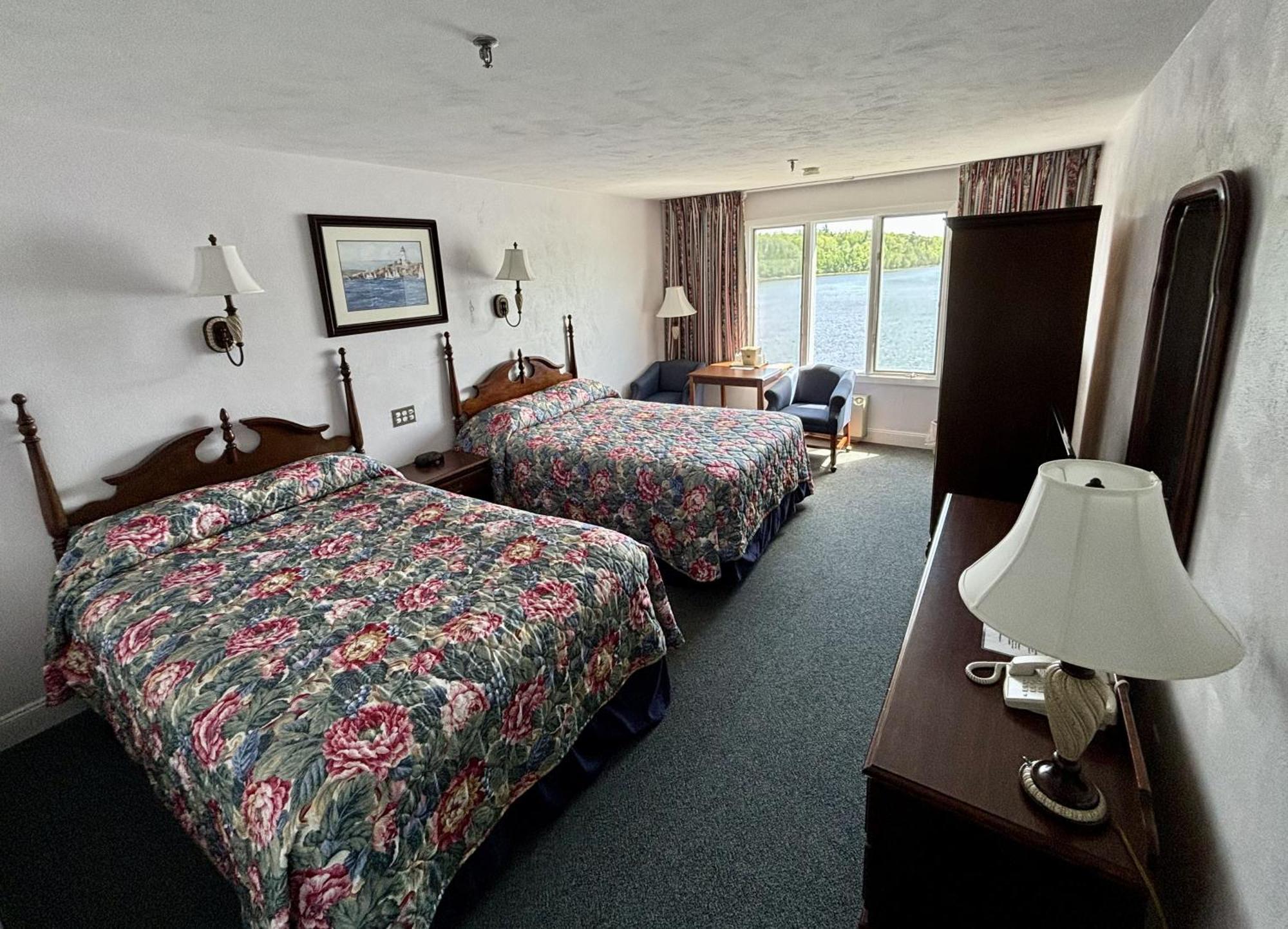 Fort Knox Inn Bucksport Exteriör bild