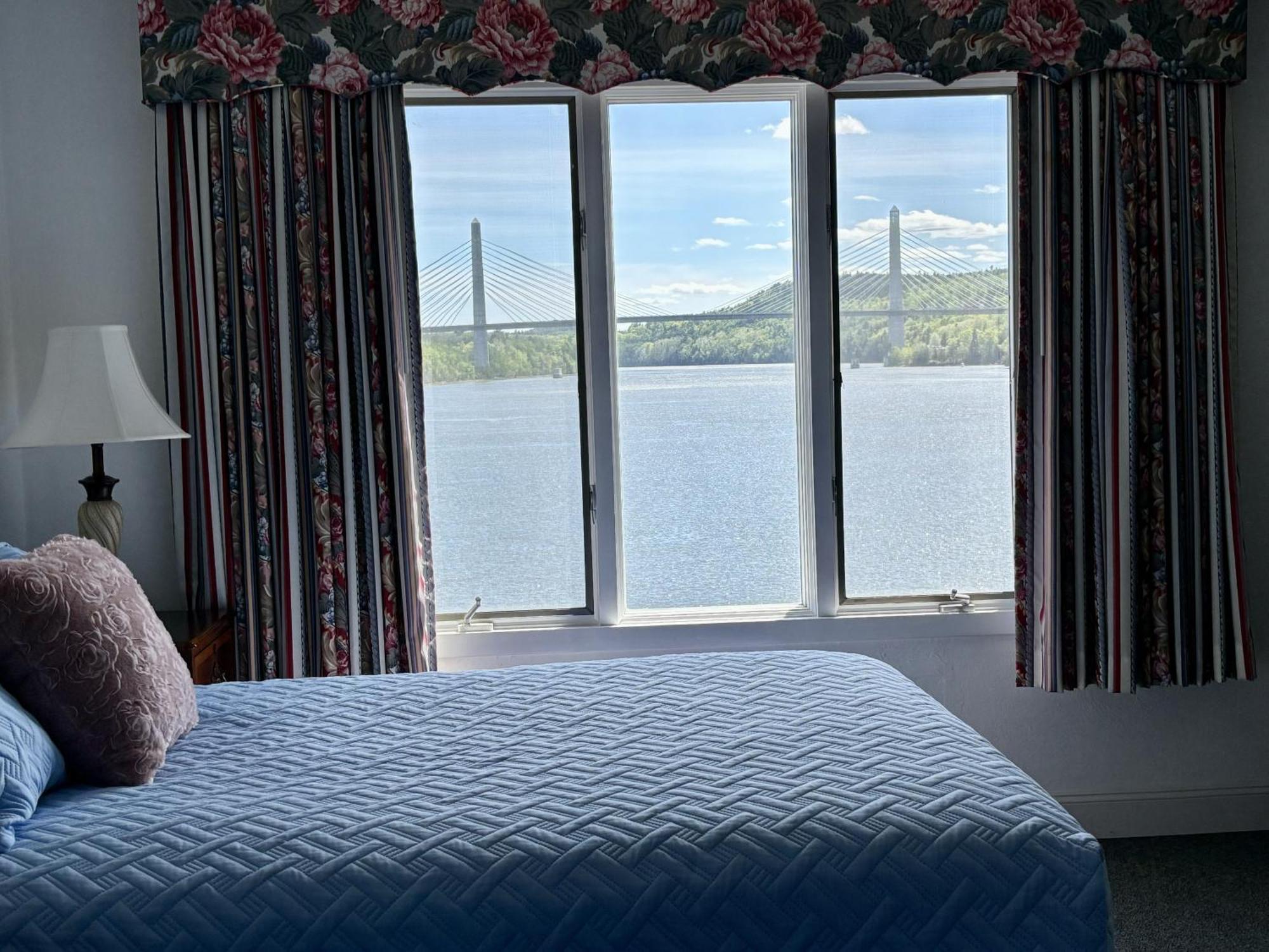 Fort Knox Inn Bucksport Exteriör bild